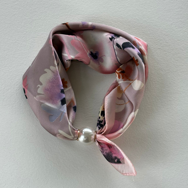 Three M Mini Scarves Magnet